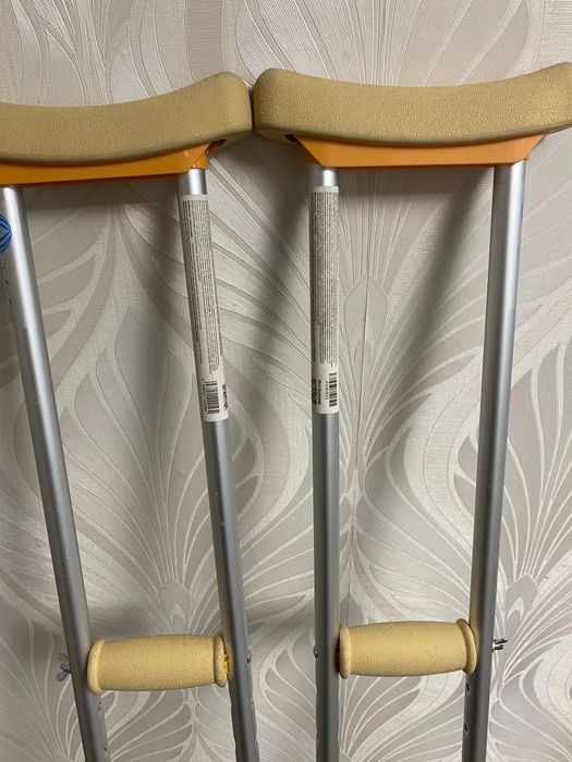 Костыли подмышечные