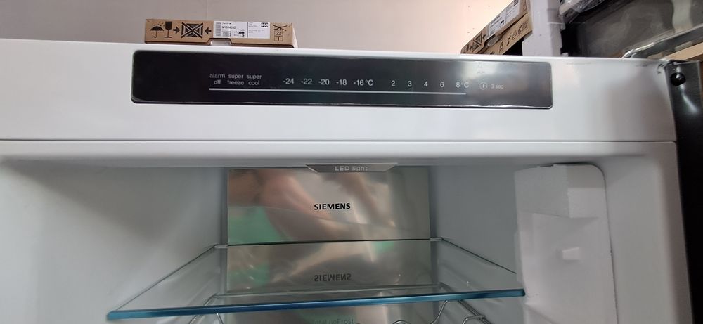 Frigider Siemens IQ500 363l total No Frost Import GERMANIA Garantie OT78
