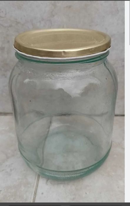 Продавам буркани