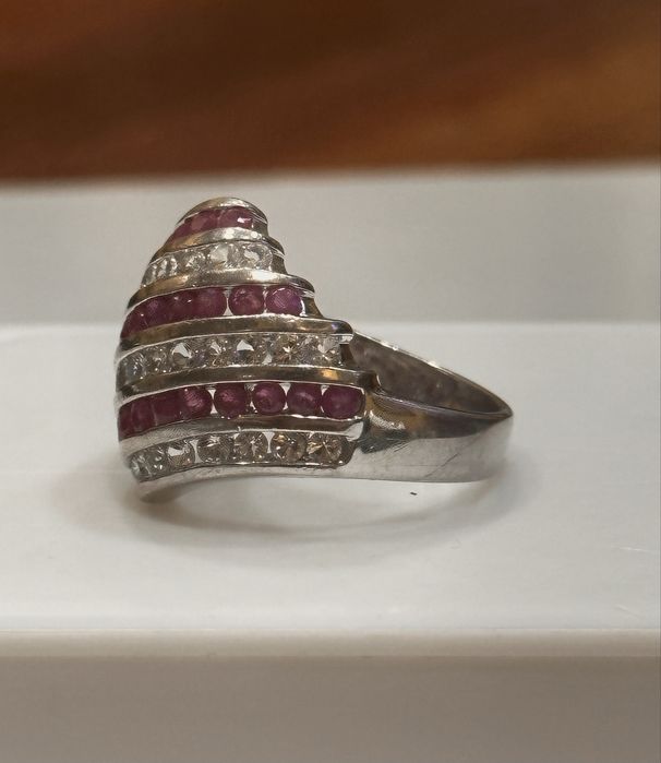 Златни и сребърни пръстени