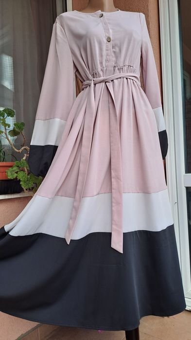 Разкроена рокля,р-р С/М