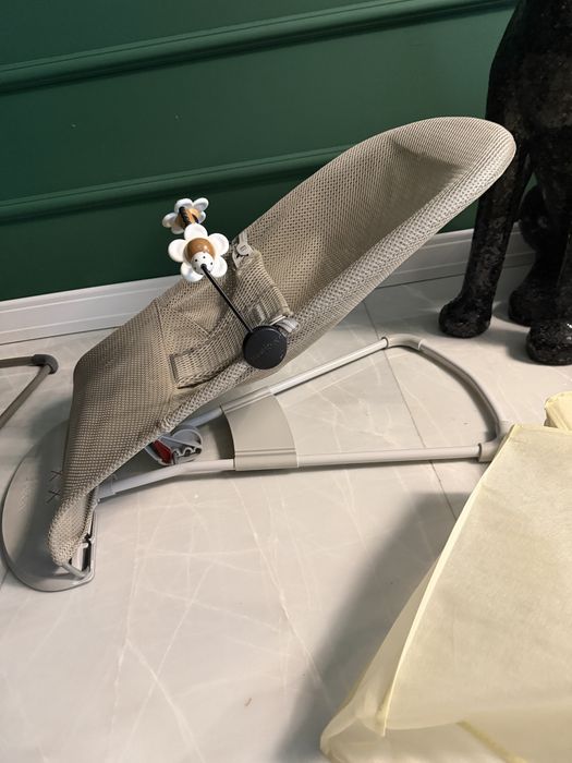 Balansoar babybjorn