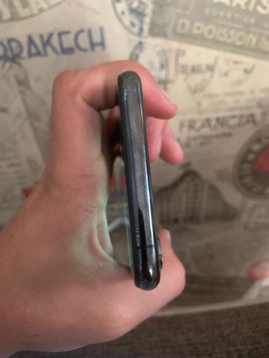 Айфон xs max в хорошем состоянии