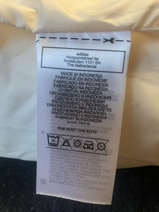 Geaca Adidas Puffer Limited Edition