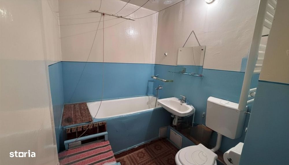 Apartament 3 camere de vânzare, str. M. Sadoveanu