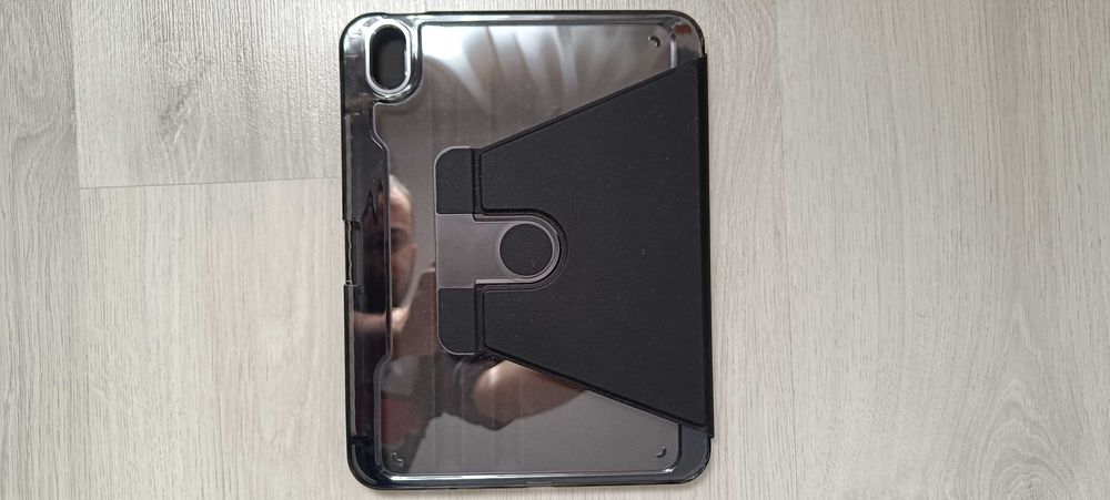 Husa iPad 11 2025