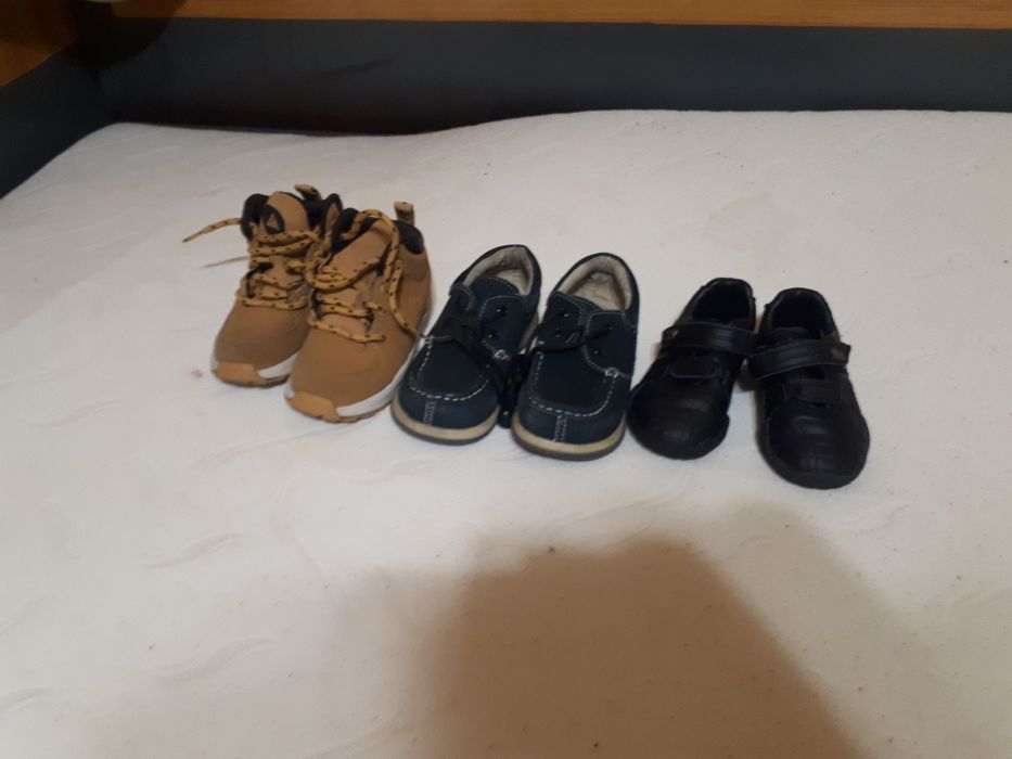 Обувки и маратонки