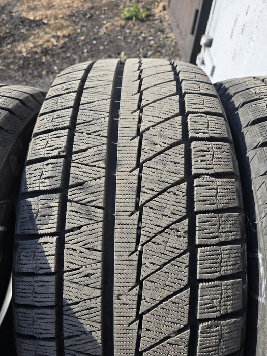 Шины 275/45/20  ROADX