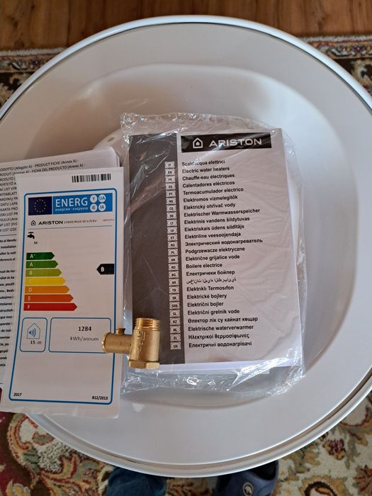 Бойлер "Ariston Lydos plus 80l"