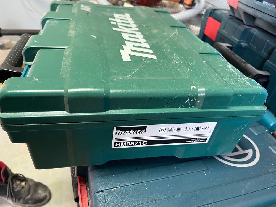 Къртач макита hm 0871c  makita