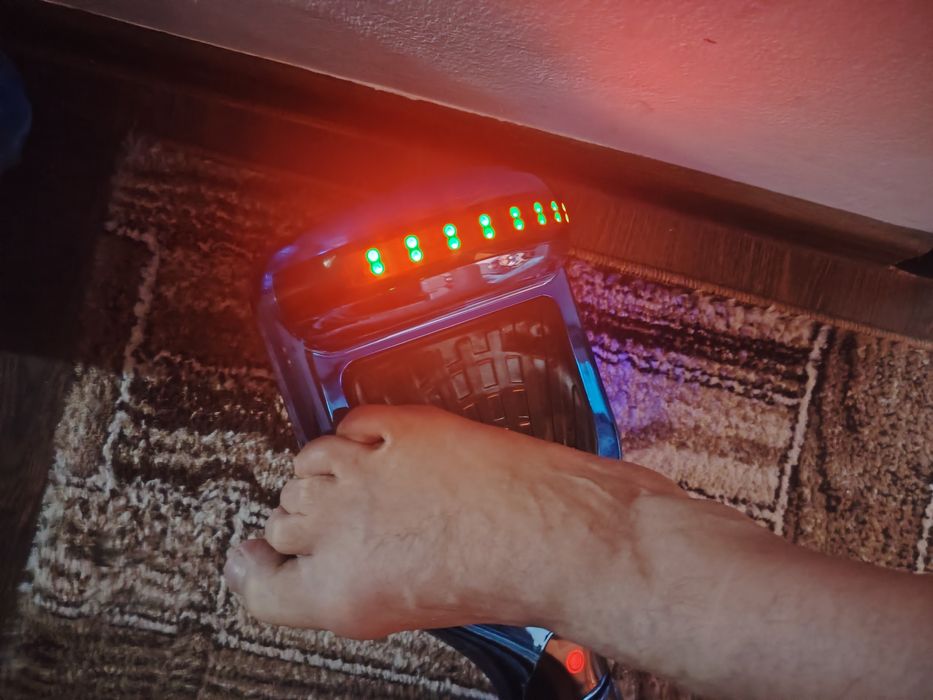 Vând Hoveboard cu scaun aproape nou cu lumini și blututch perfect funcțional