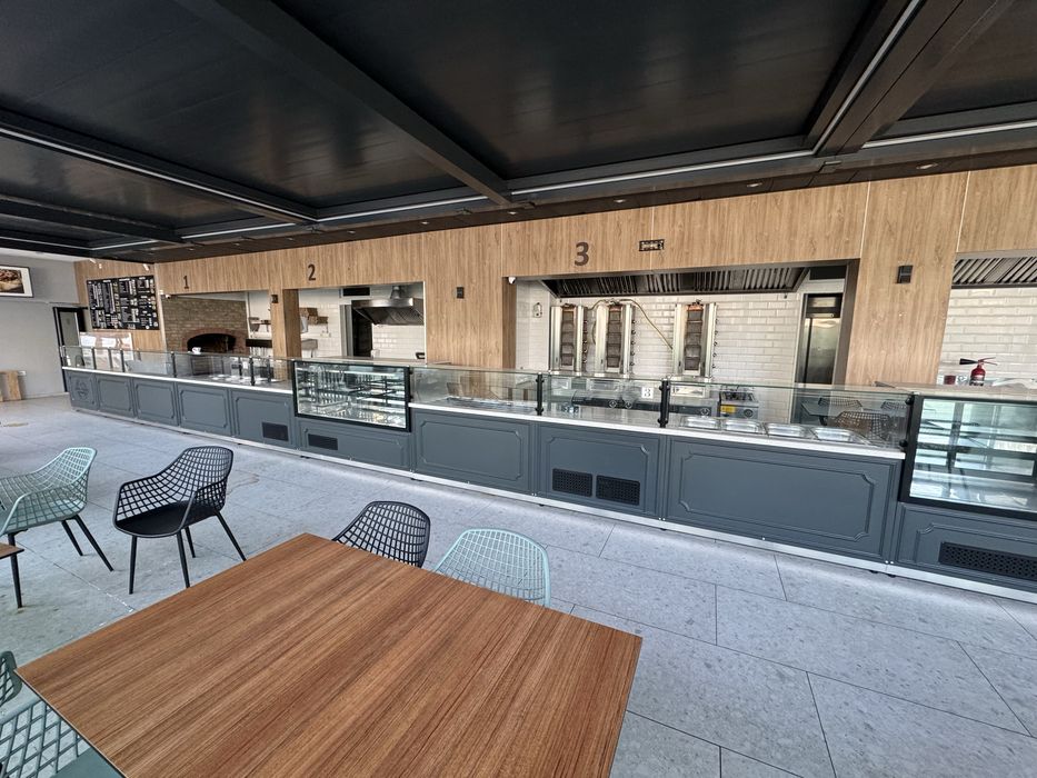 Vitrina linie cald si rece 14 metri lungime