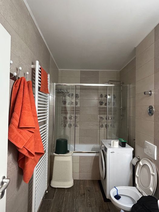 Apartament de închiriat