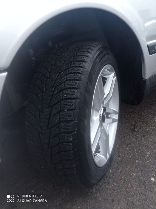 Ауди 100  с4  .,,