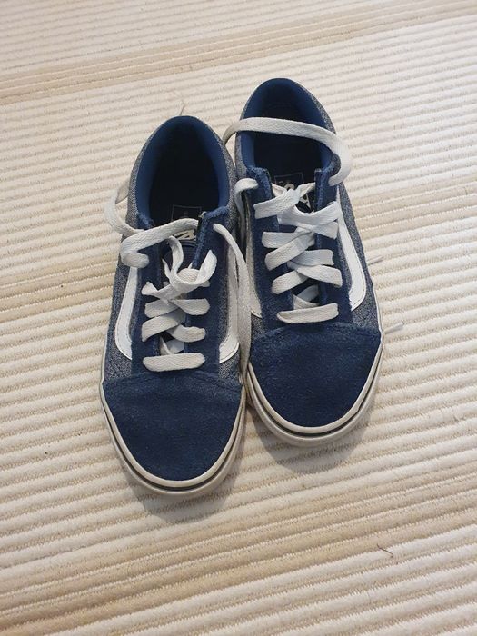 Adidasi / tenesi Vans 32