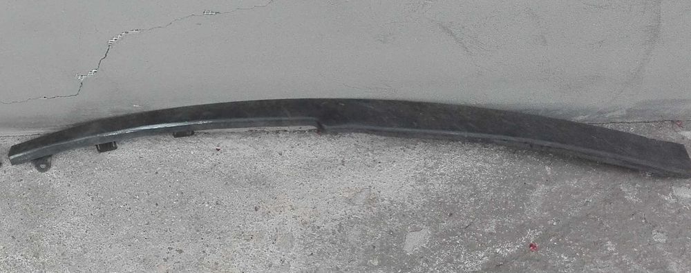 extensii - spoiler sub bara Opel Insignia 60 lei