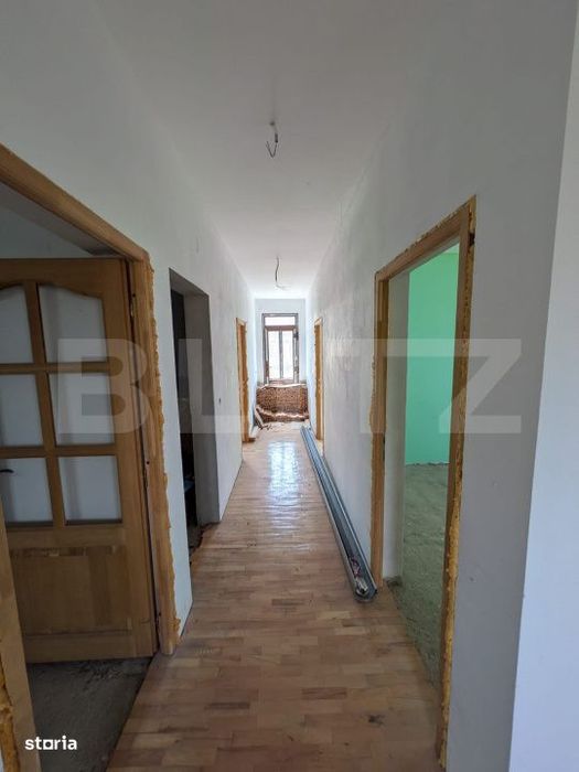 Casa semi-finisata de vanzare, 299 mp, zona Moreni