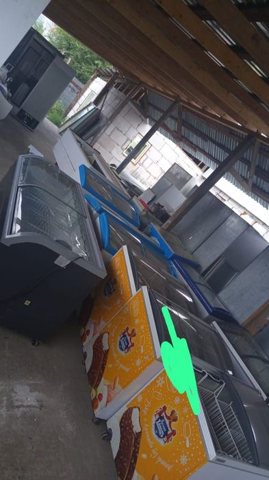 Витриныйе холодильники