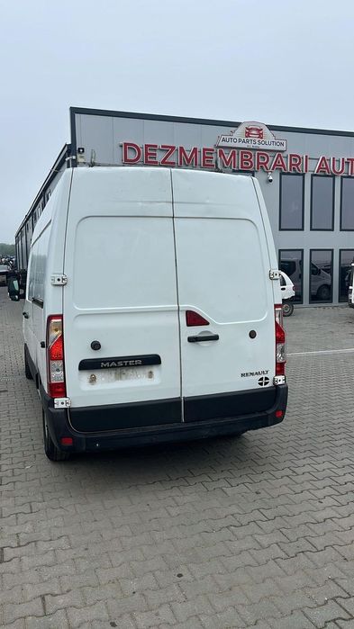Dezmembram Renault Master 2.3 diesel din 2014