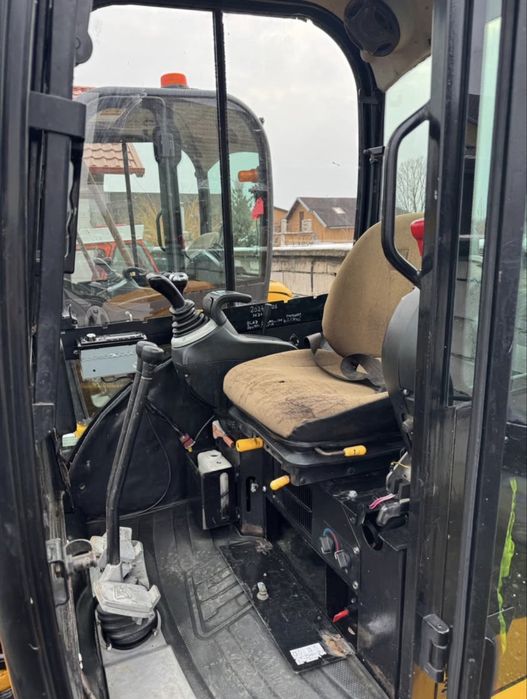 De vanzare JCB8026