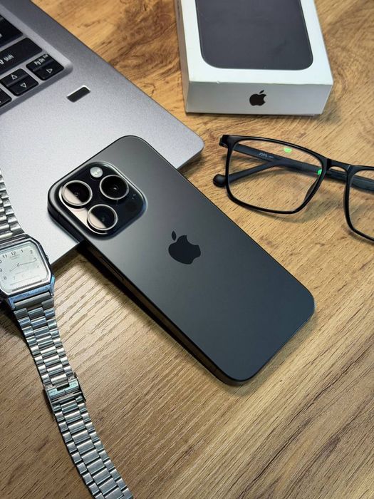 iPhone 15 Pro| 256 GB | Black Titanium