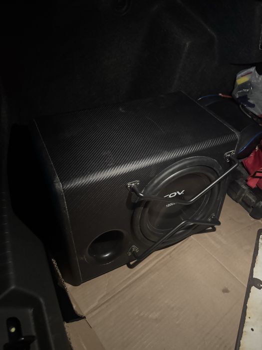 Сабуфер сатылады 1800ват