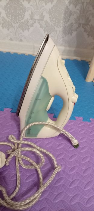 Продам утюг Elenberg