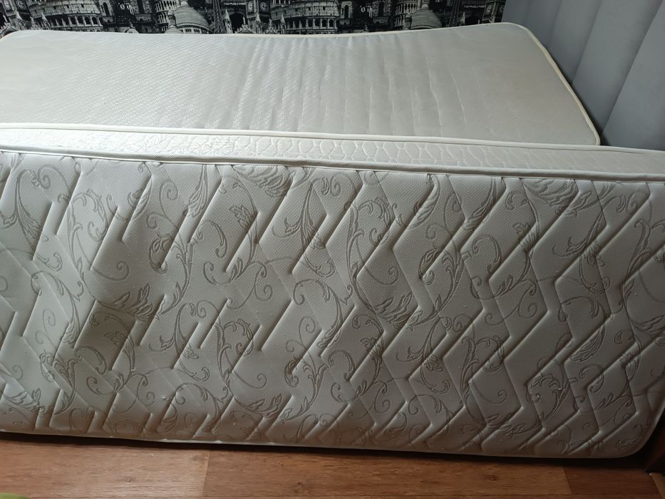 Продам два ортопедических матраса