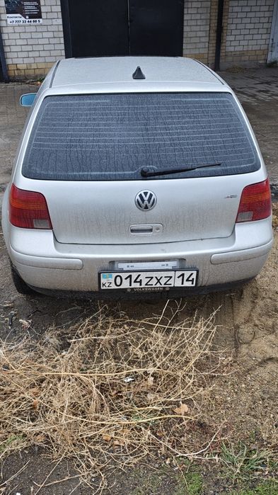 Golf 4  механика 2литра