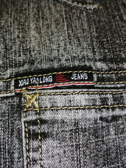 Продаю женскую джинсовку