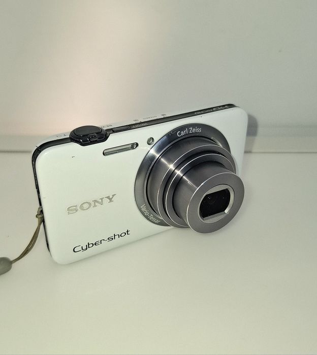 Sony Cyber-shot DSC-WX7 компактен дигитален фотоапарат