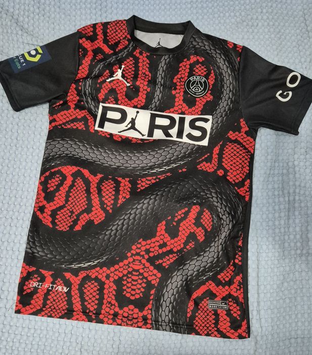 Тениска на mbappe psg