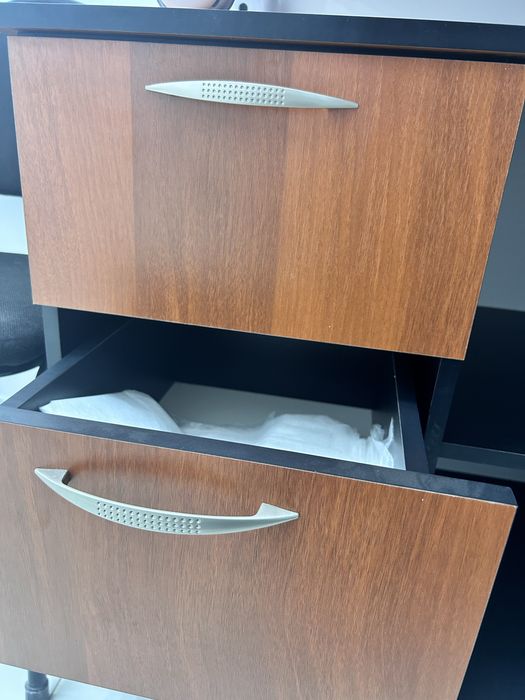 Мини шкаф, вешалка, печь