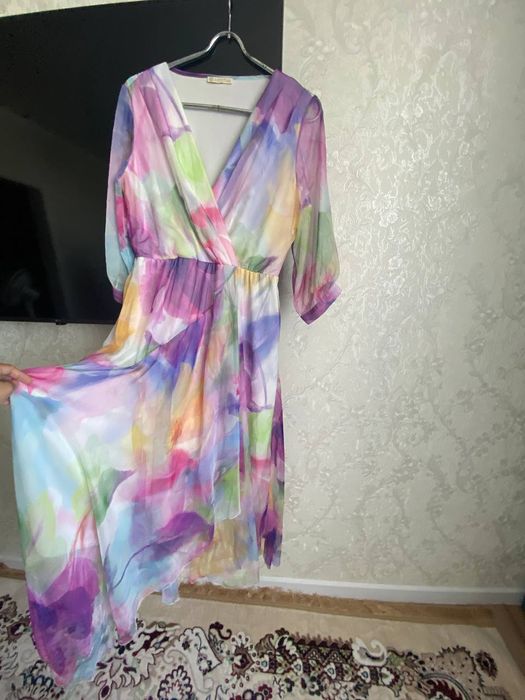 Продам платья 48-50размеры