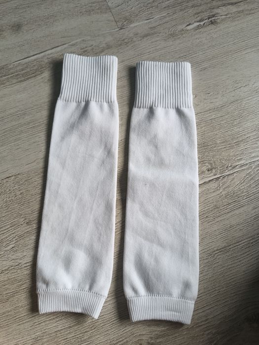 Чисто нови калци + подарък! Син и бял цвят!