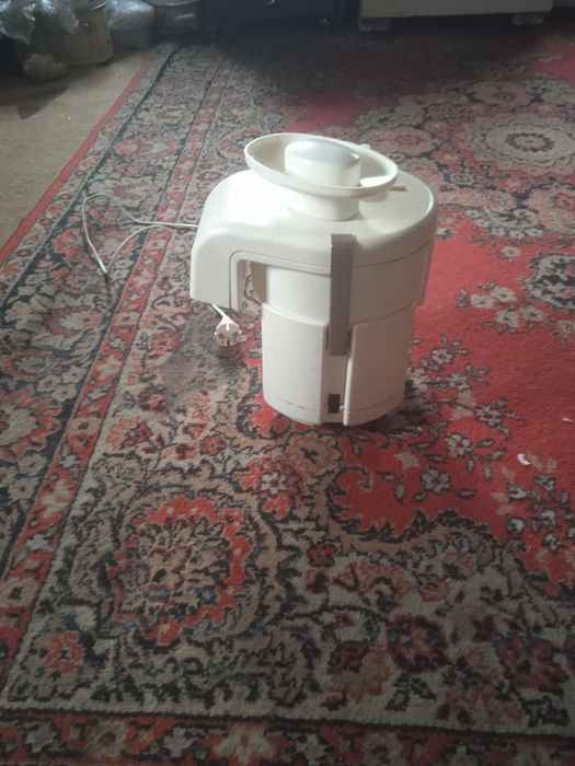 Продам соковыжималку