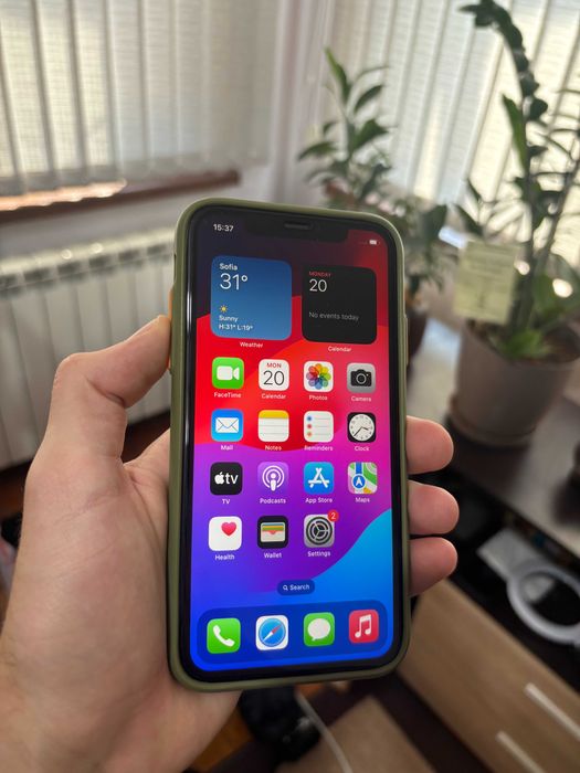 iPhone 11 64GB черен, отключен