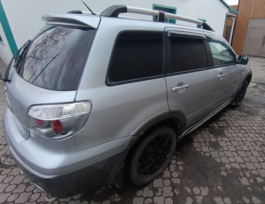 Mitsubishi outlander