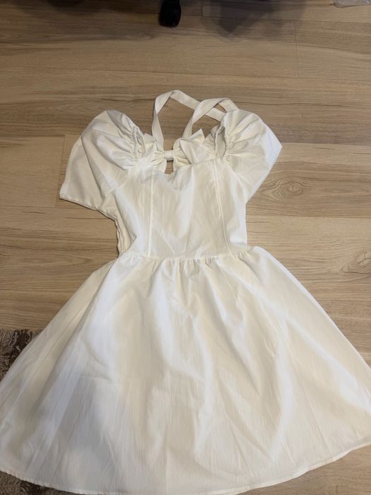 новое женское платье