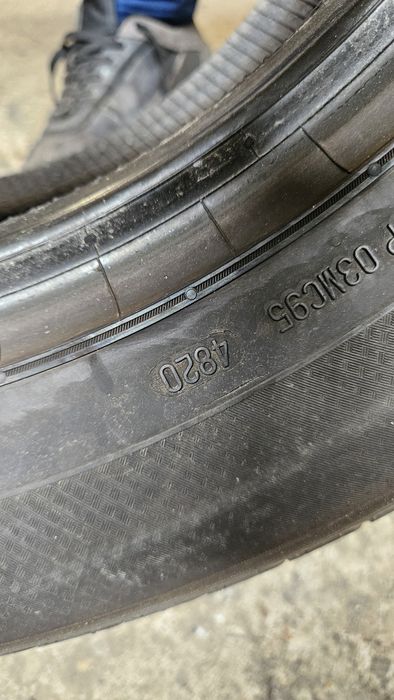 2бр Гуми 255 55 18 семперит дот 20