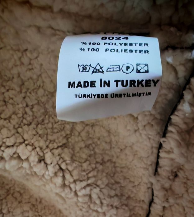 Geaca noua fără eticheta mărimea S