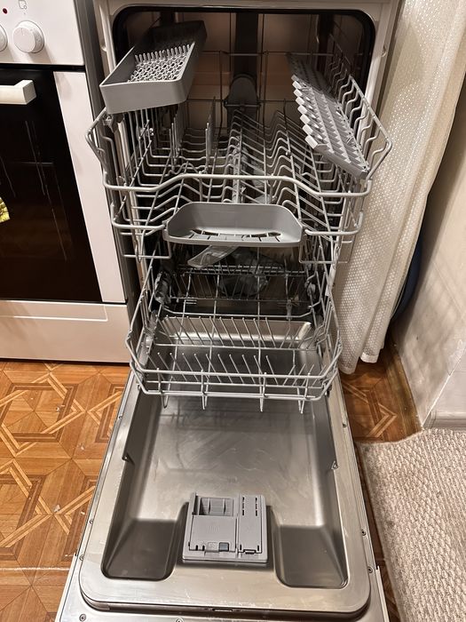 Продам посудомойку BOSCH