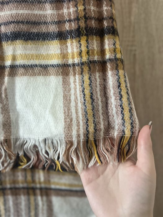 Колекция зимни топли шалове