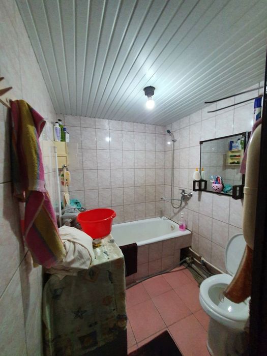 Bel tepa da 1-etaj 5 xona 6 xona qilingan uy sotiladi