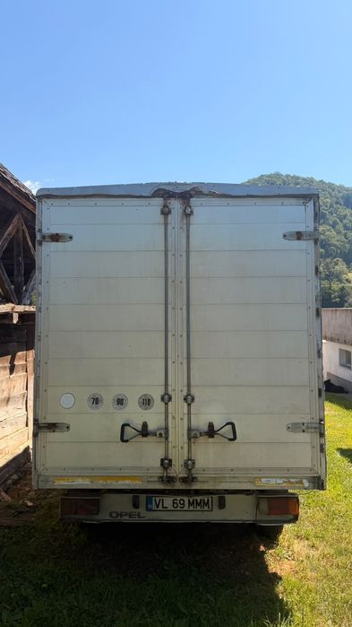 Autoutilitara N1 Opel Movano