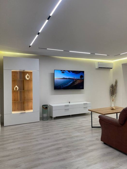 Продается 3х ком квартира, ориентир: Ц-1 Street 77, 80м²