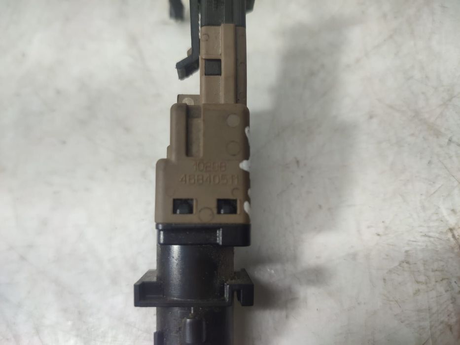 Comutator pedala ambreiaj 46840511 Fiat Croma 2 [2005 - 2011]