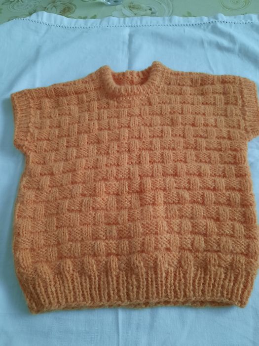 Детско пуловерче от мохер