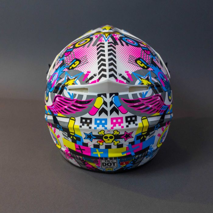 Каска с очила за ел. тротинетка , велосипед , мотокрос