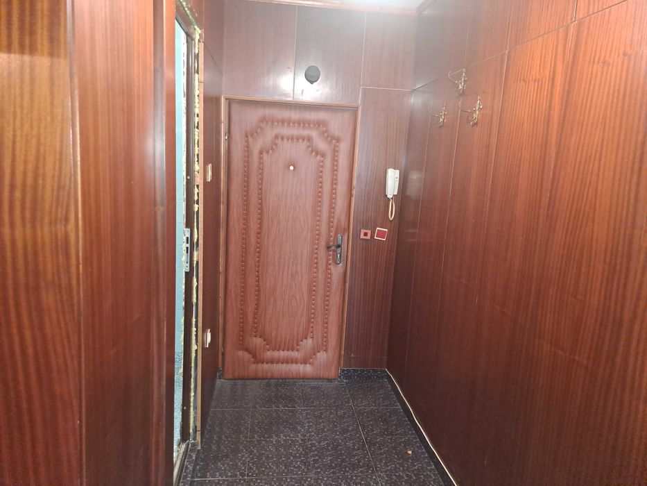 Продава се Двустаен апартамент в Плевен, Дружба 3 - 60 кв.м за 975 €/кв.м - Снимка #8